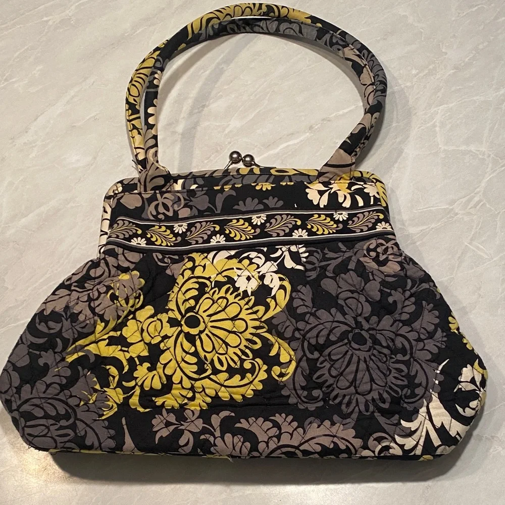 Vera Bradley Baroque Alice Clasp Quilted Frame-Top Shoulder Bag Handbag - Picture 1 of 9
